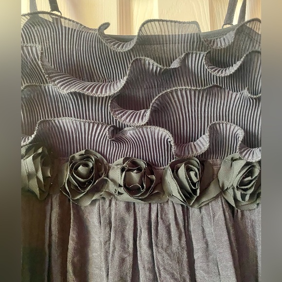 Ya Los Angeles grey mini dress with ruffles, and flowers very y2k junior size M - Picture 2 of 7